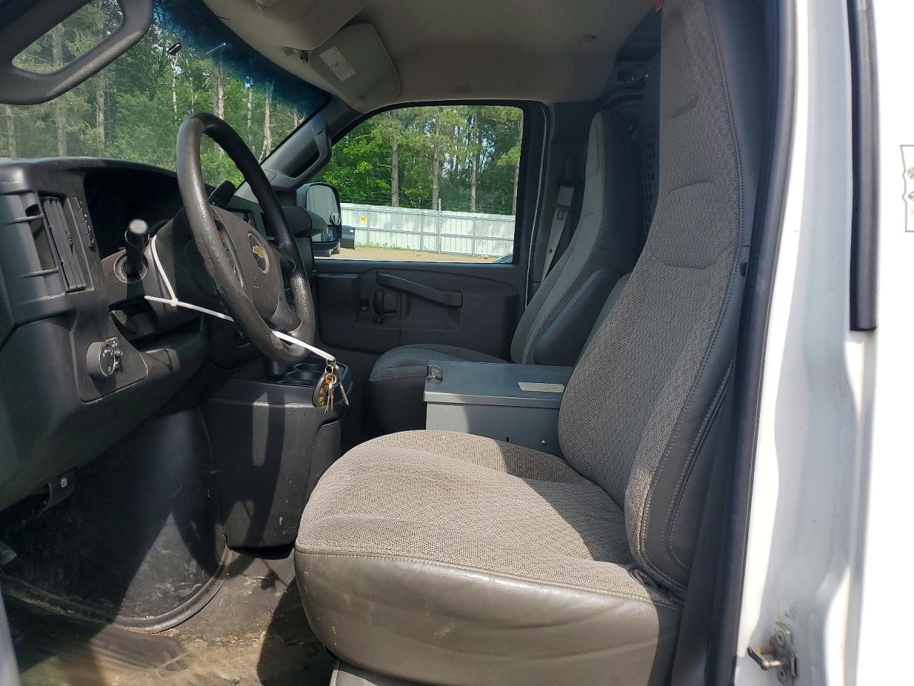 2016 CHEVROLET Express 3500