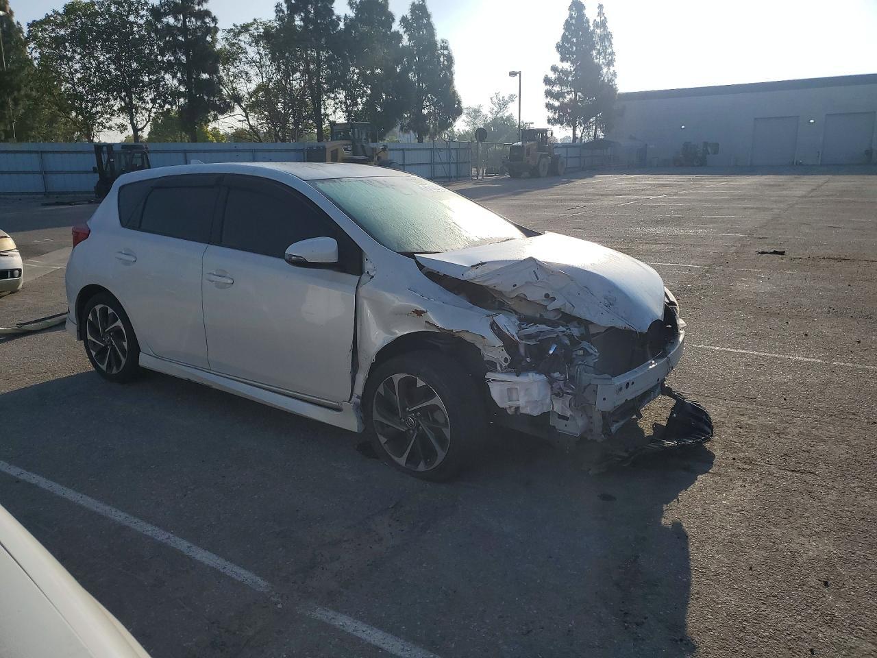 2018 TOYOTA COROLLA