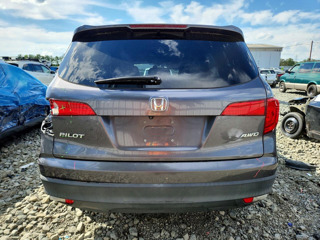 2017 HONDA PILOT