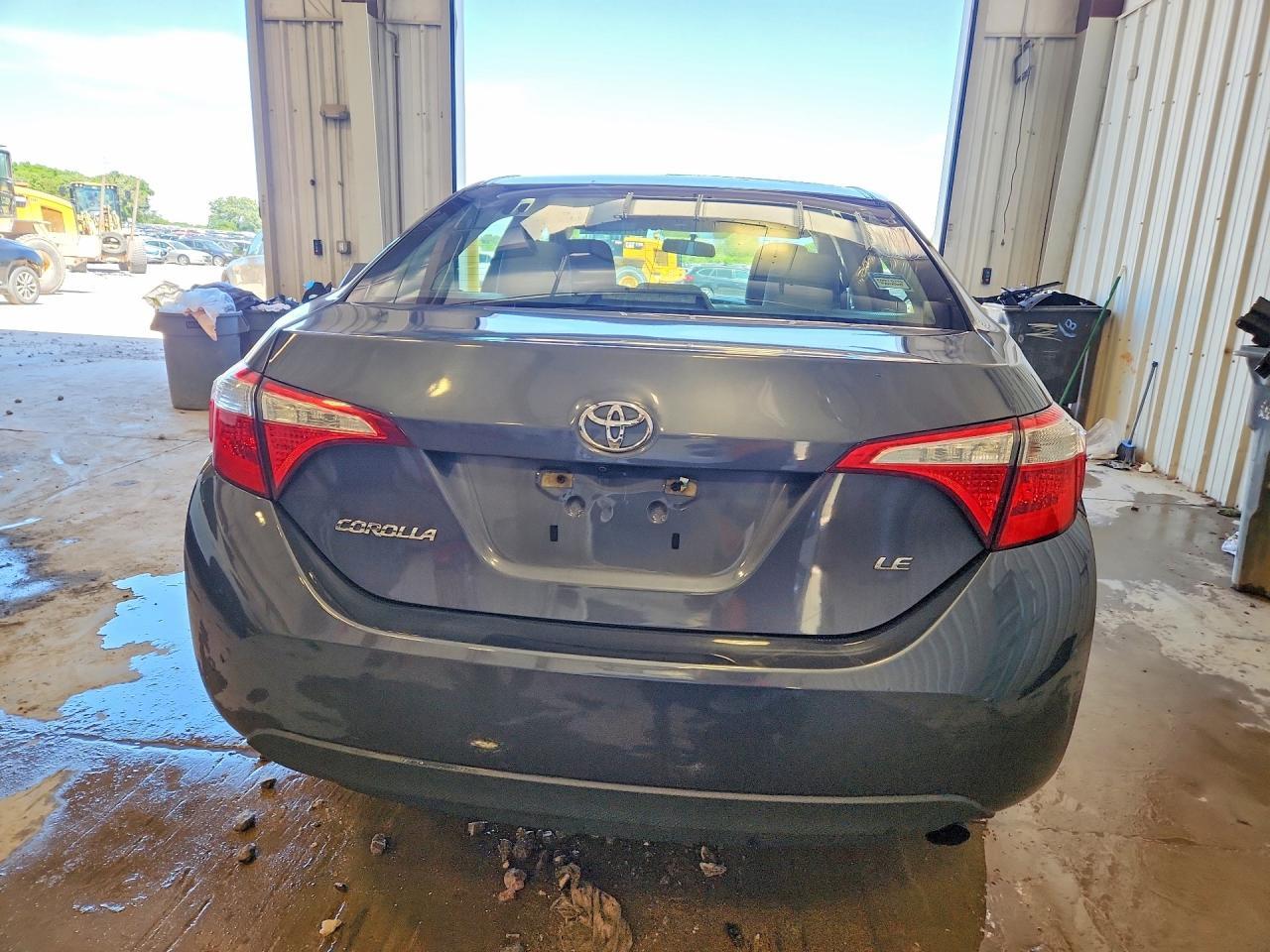 2015 TOYOTA COROLLA