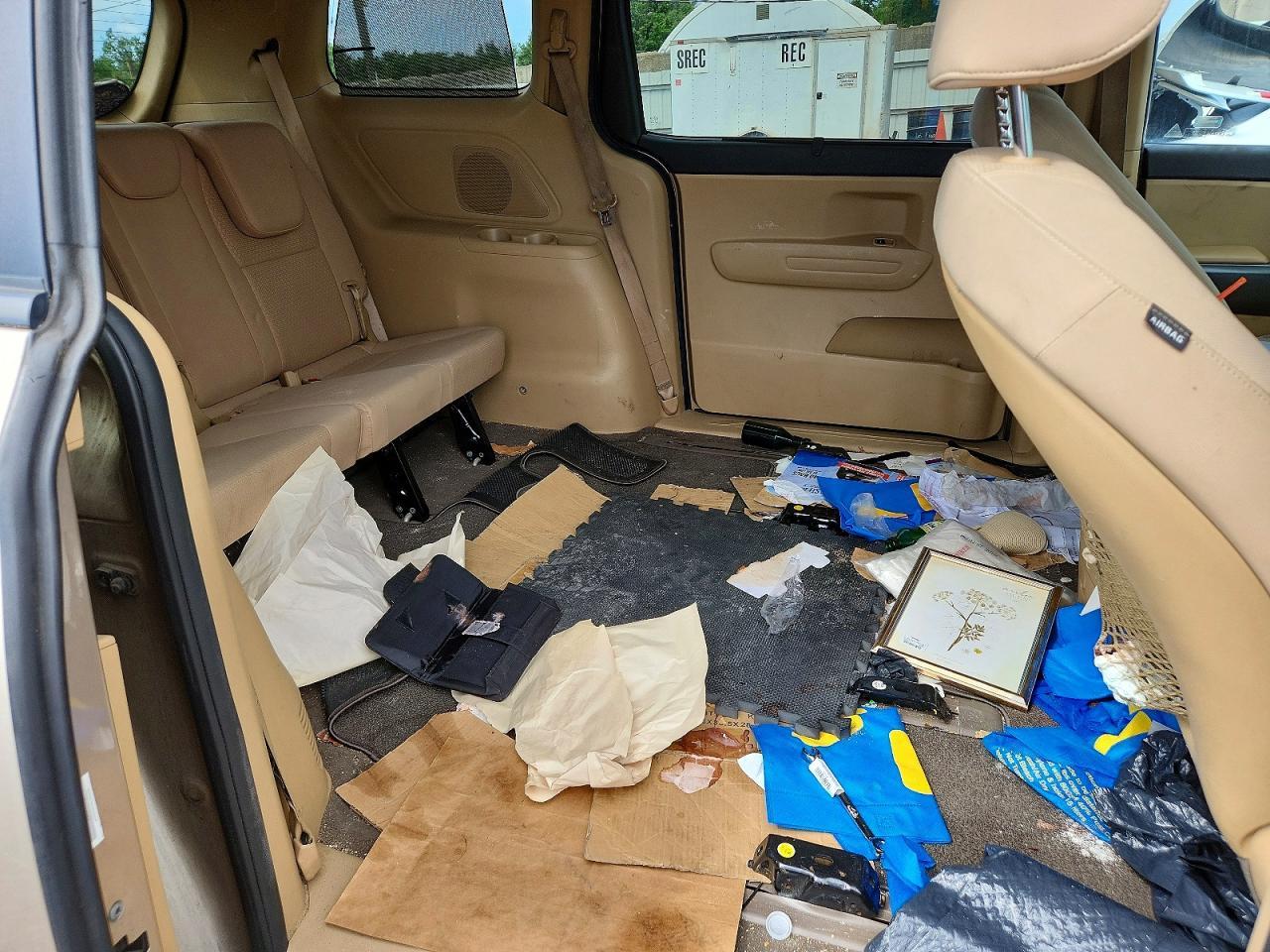 2016 KIA SEDONA