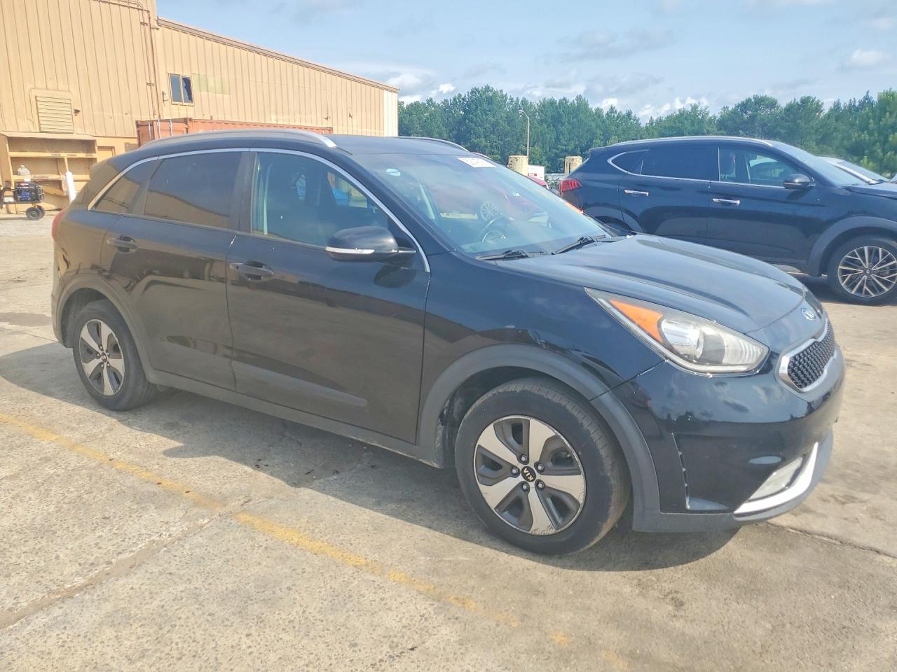 2017 KIA Niro