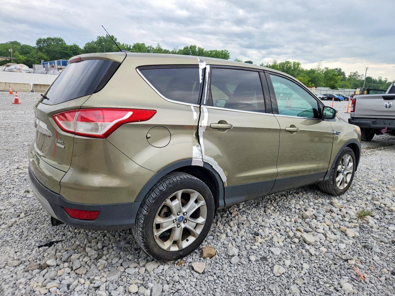 2013 FORD ESCAPE