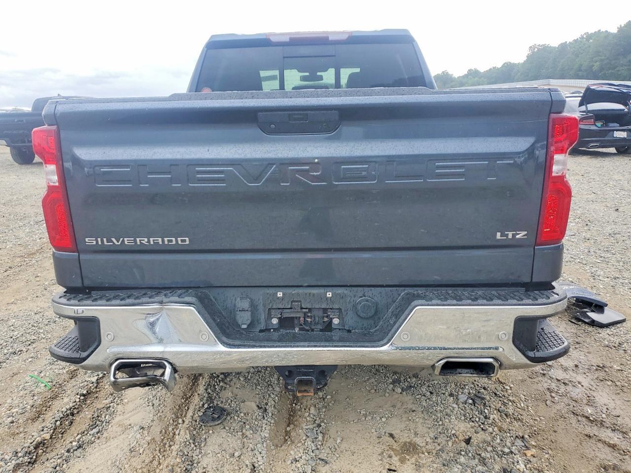 2021 CHEVROLET Silverado