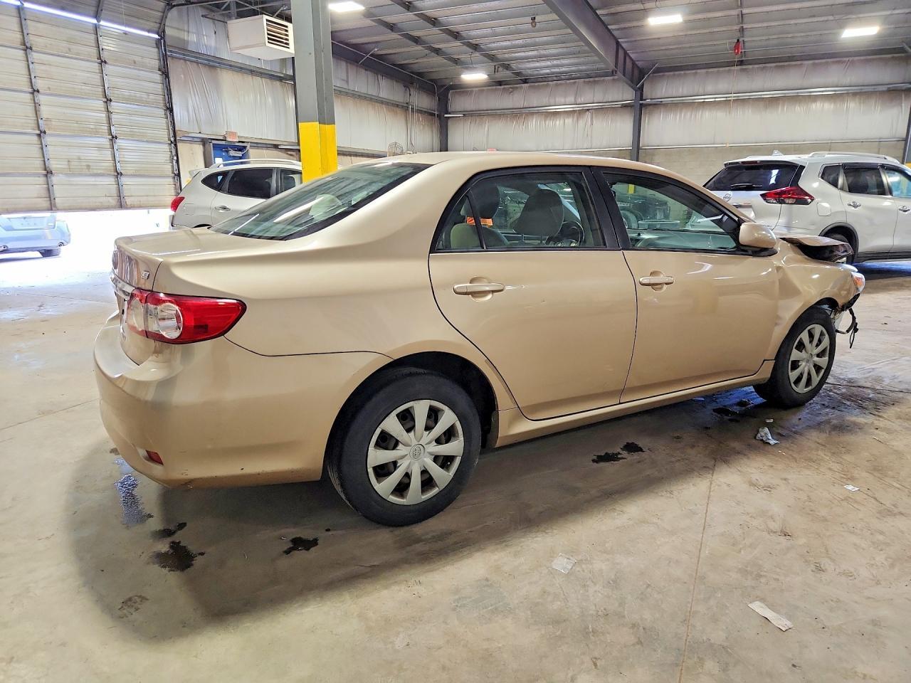 2011 TOYOTA COROLLA