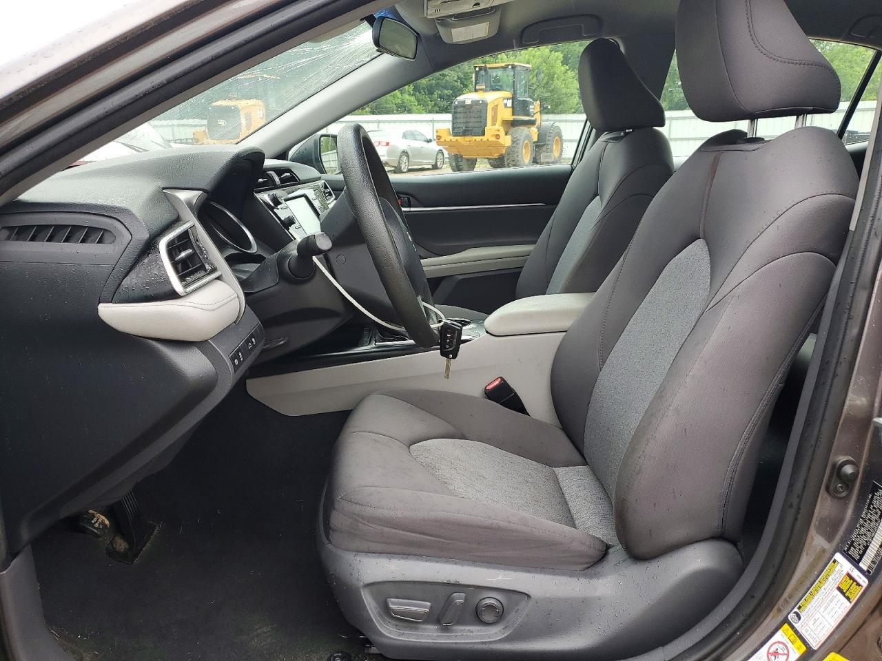 2018 TOYOTA CAMRY