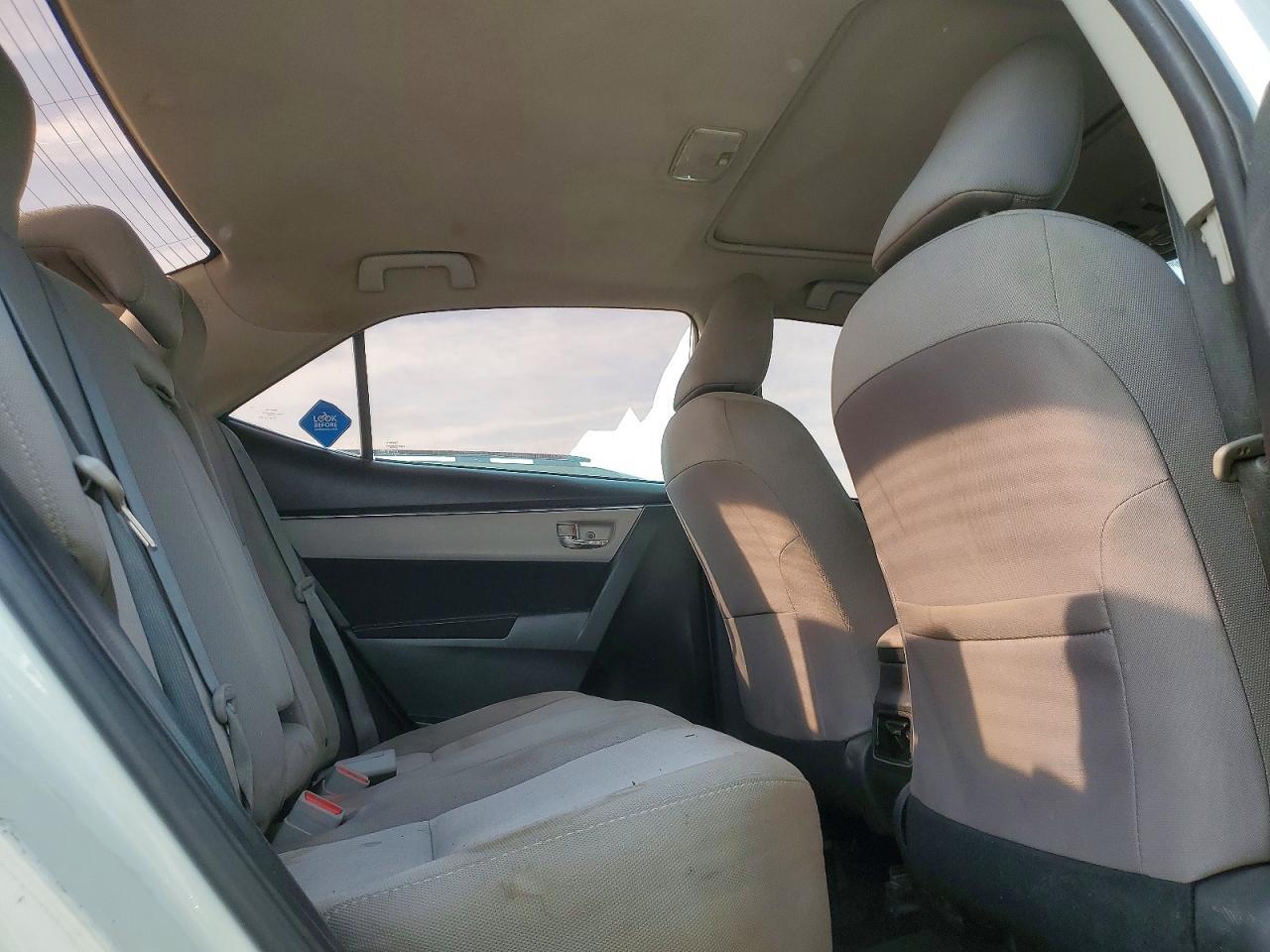 2015 TOYOTA COROLLA