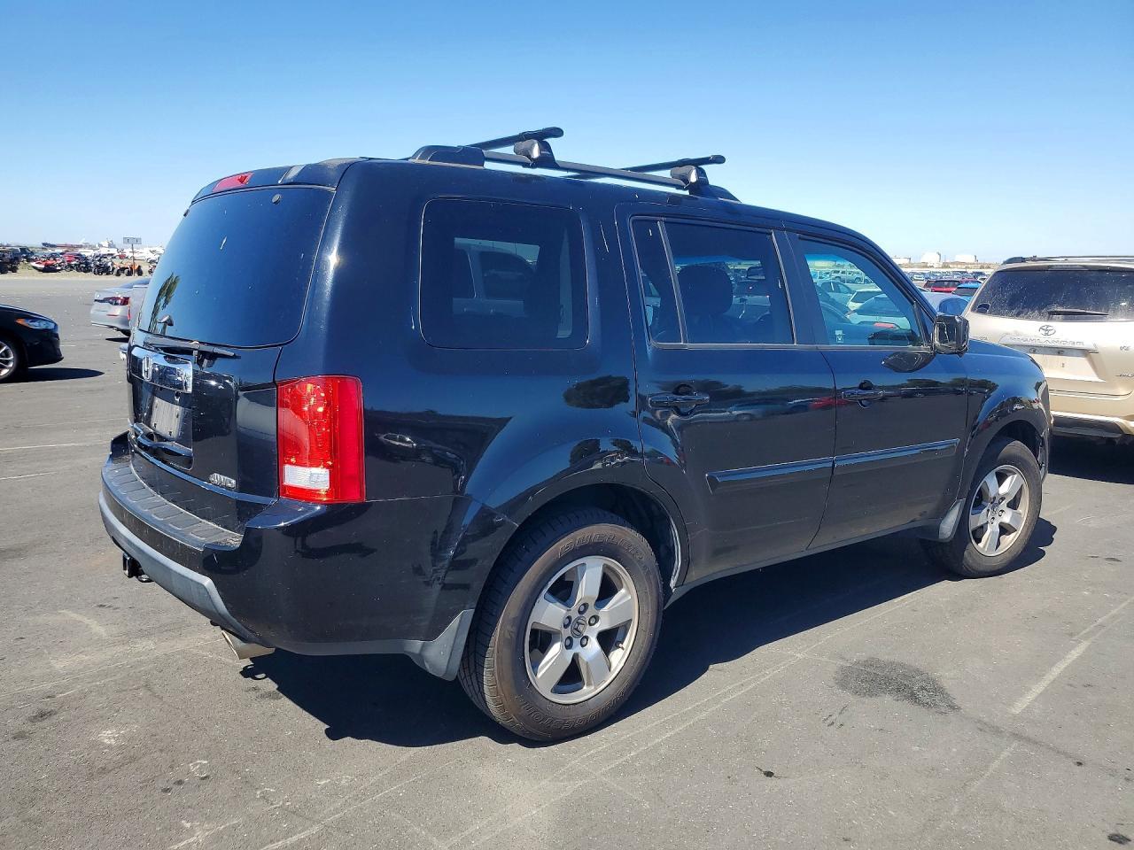 2011 HONDA PILOT