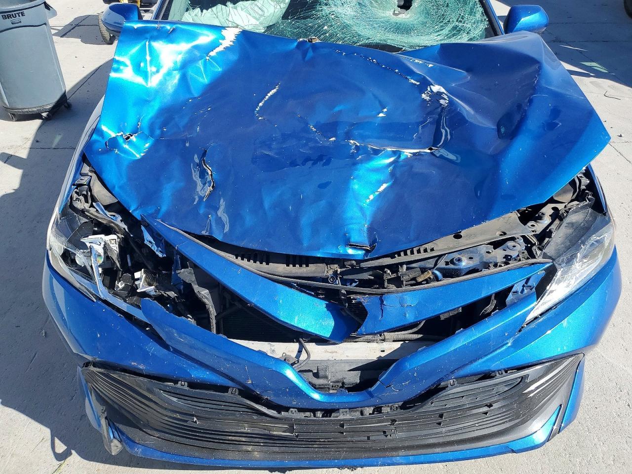 2019 TOYOTA CAMRY
