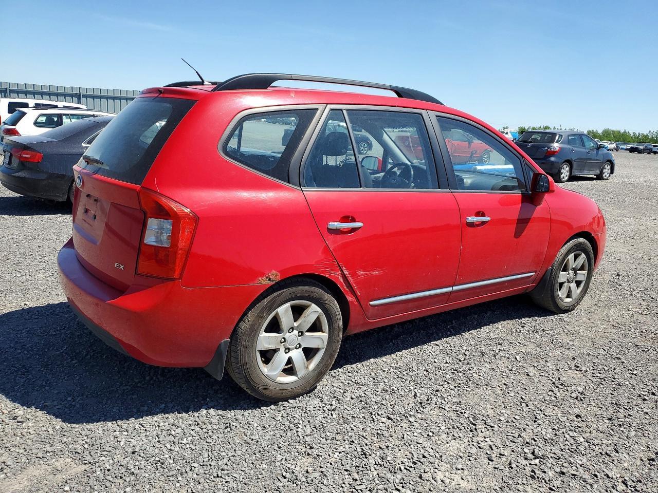 2009 KIA RONDO