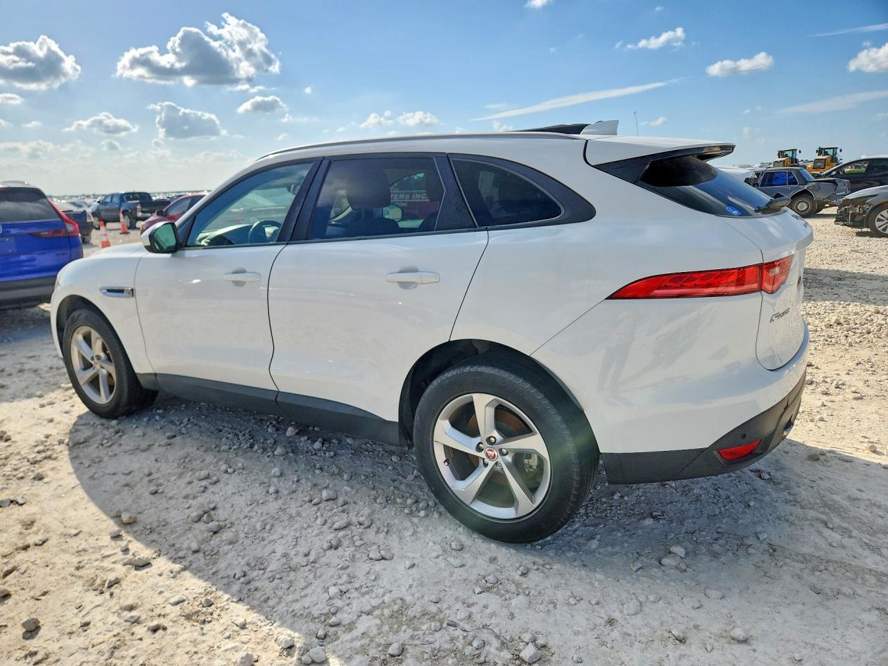 2018 JAGUAR F-Pace
