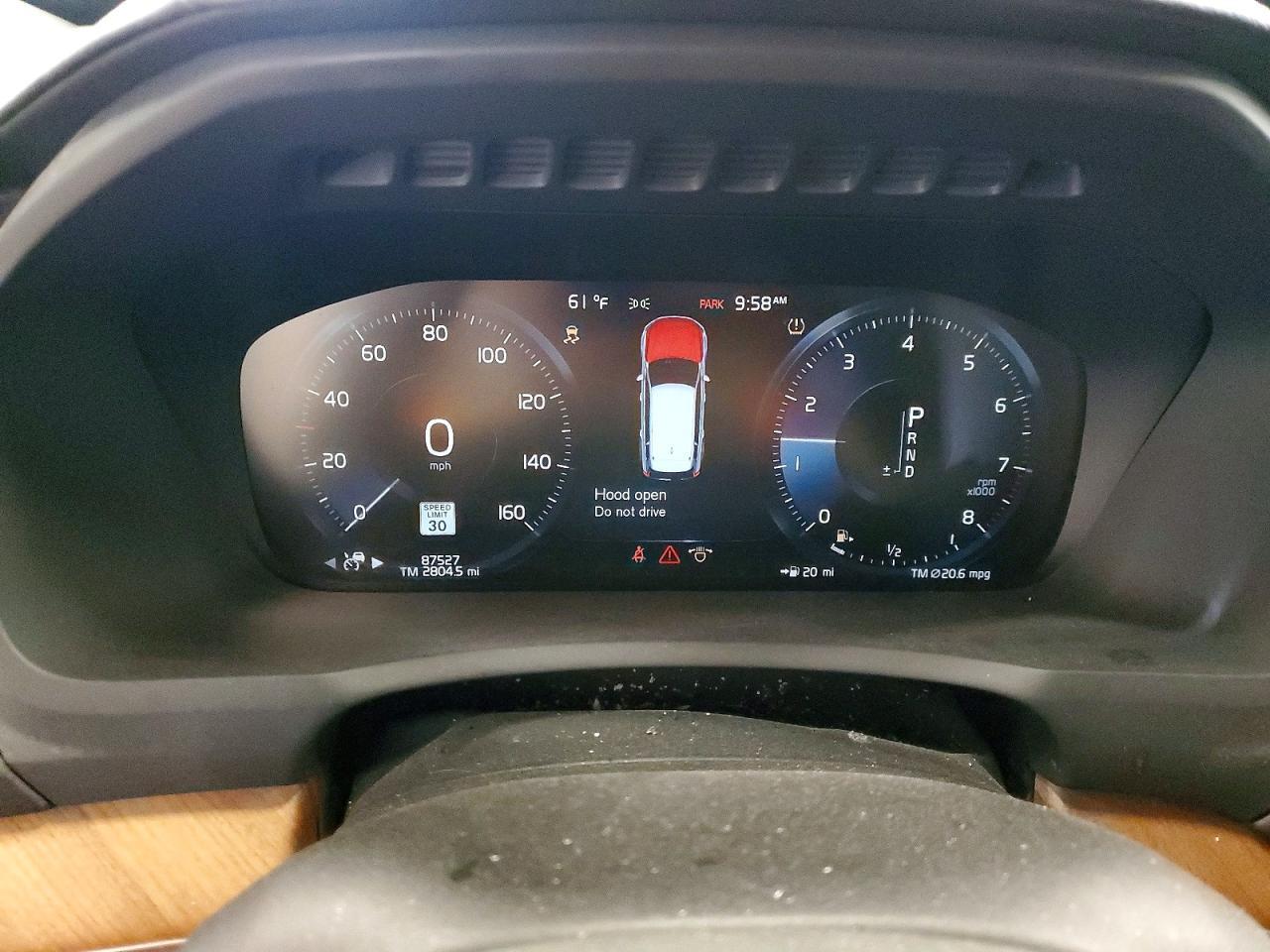 2020 VOLVO XC90