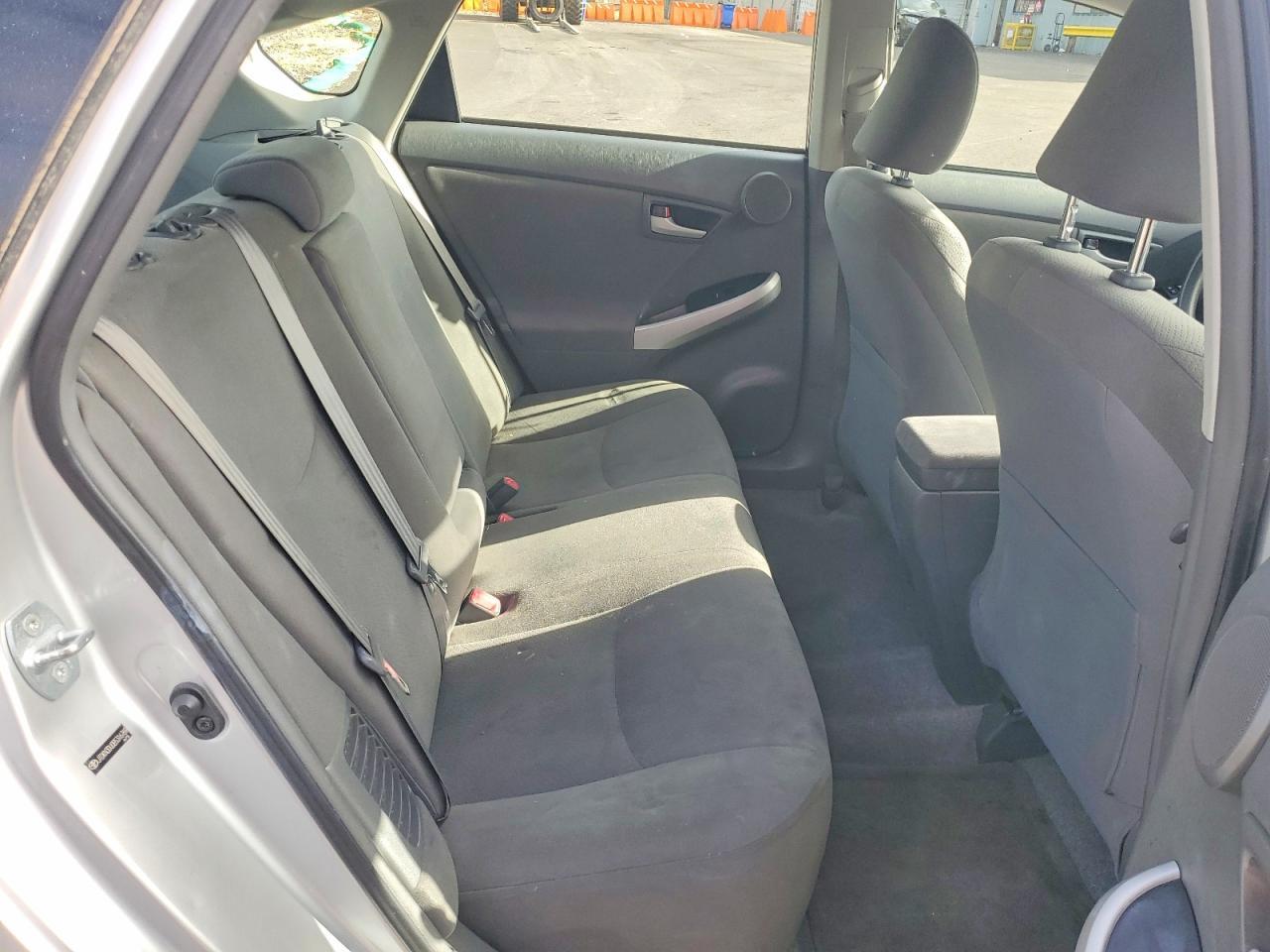2011 TOYOTA PRIUS
