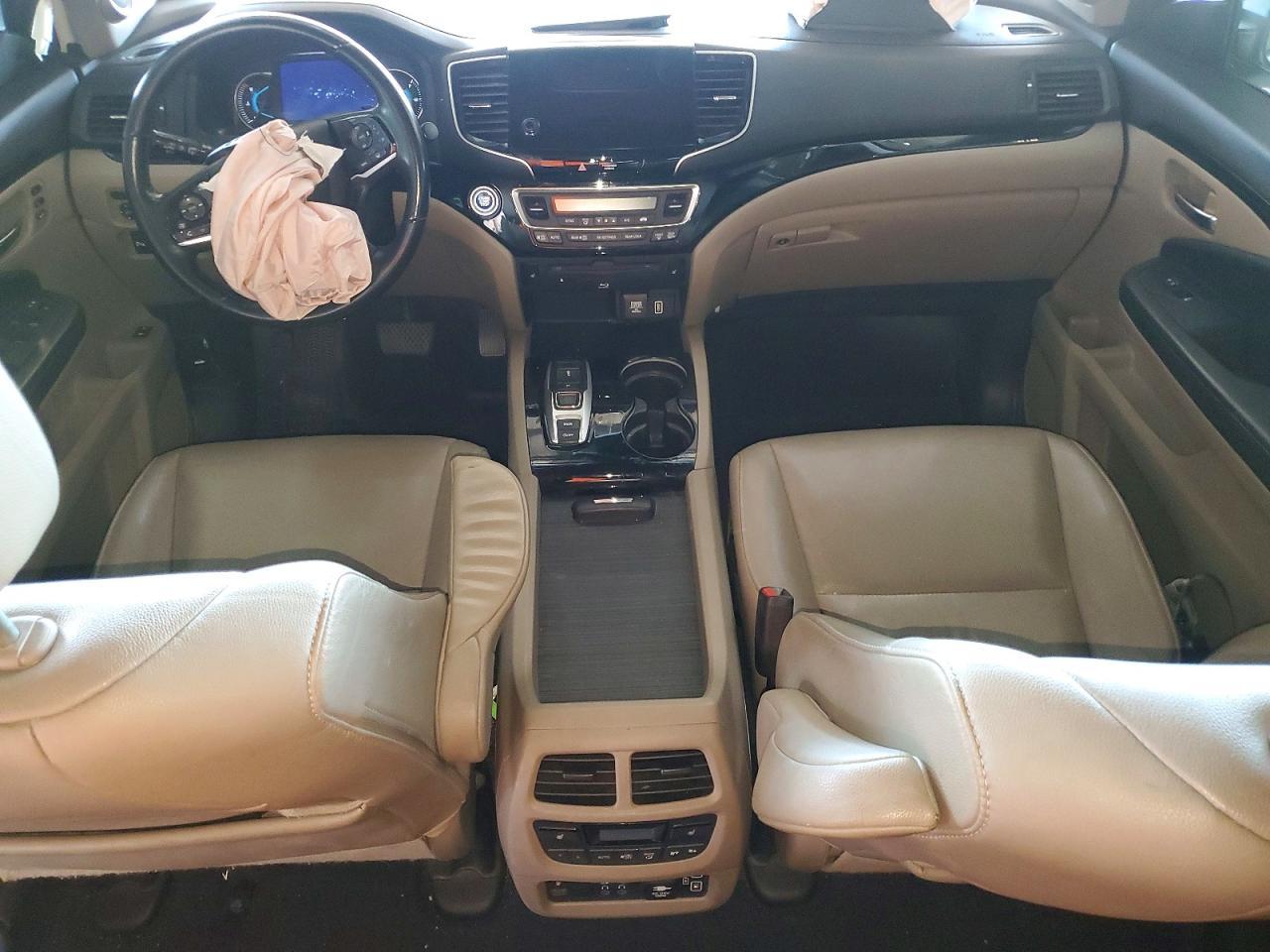 2019 HONDA PILOT