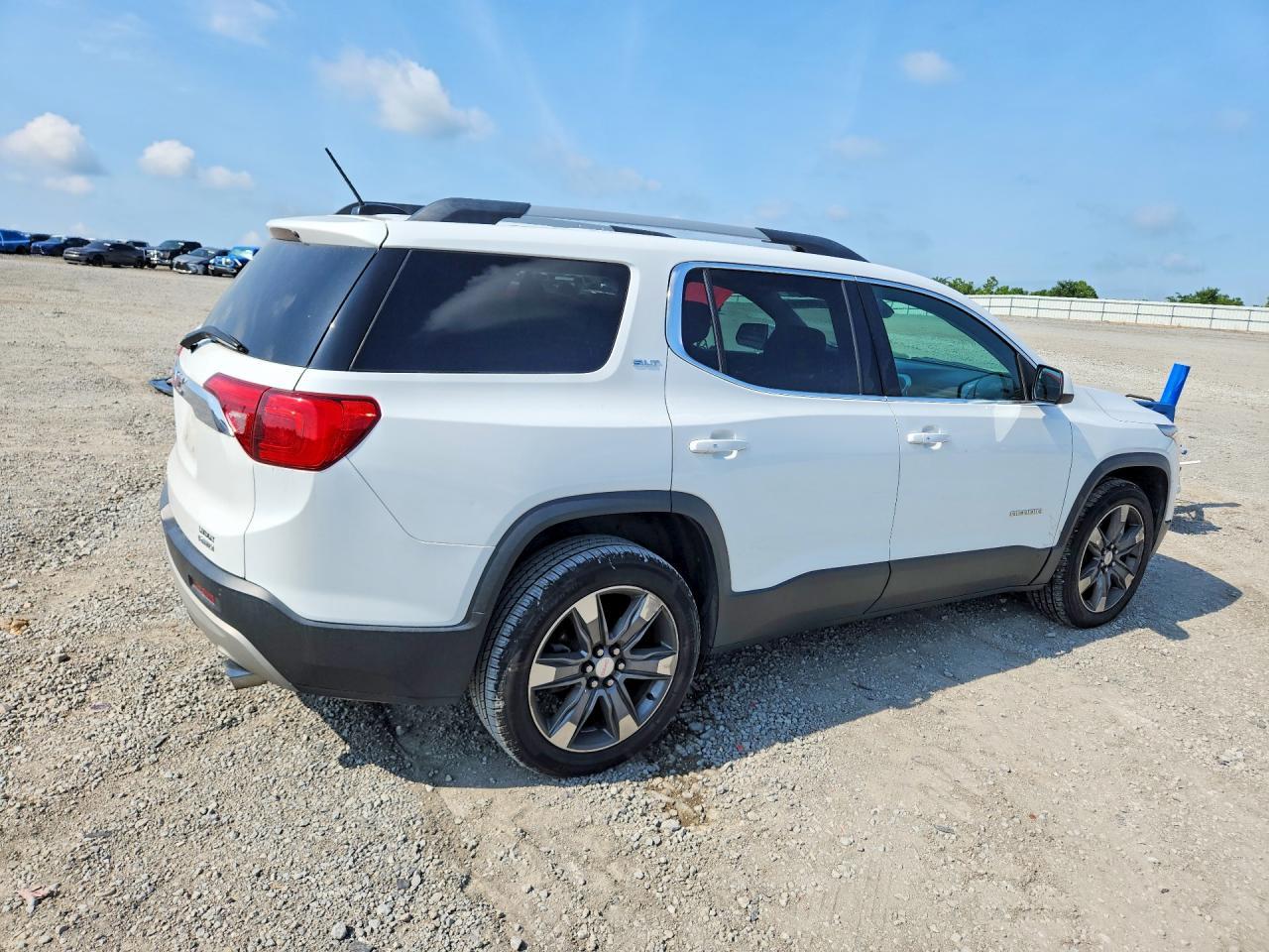 2017 GMC ACADIA