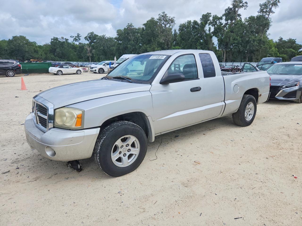 2006 DODGE Dakota