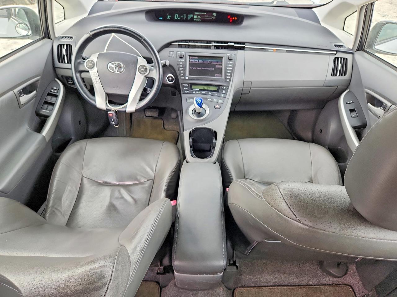 2011 TOYOTA PRIUS
