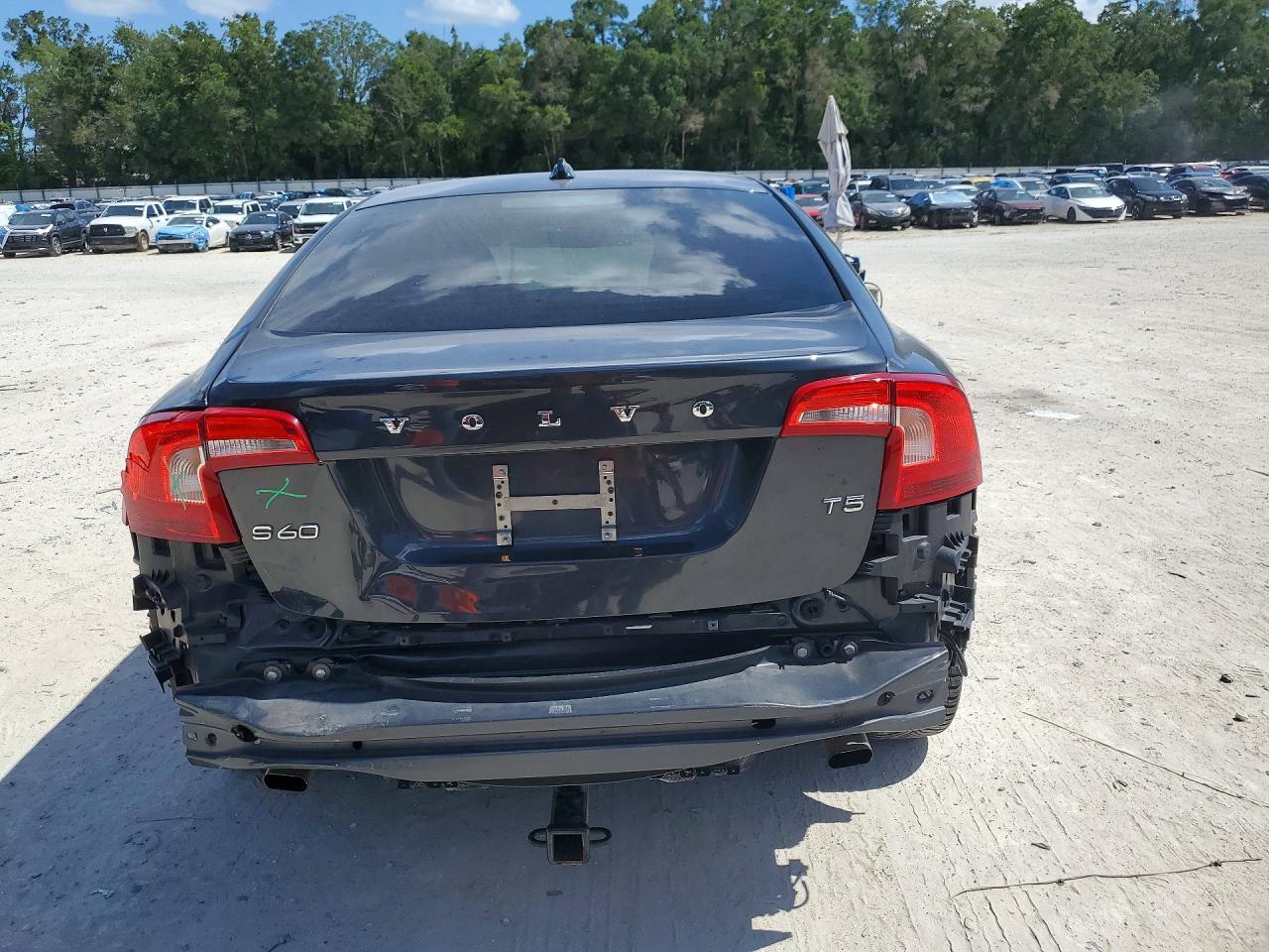2016 VOLVO S60