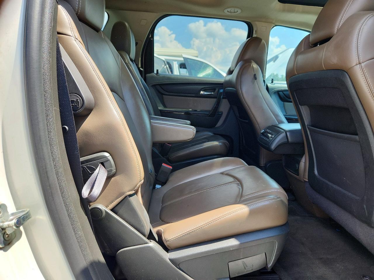 2013 GMC ACADIA