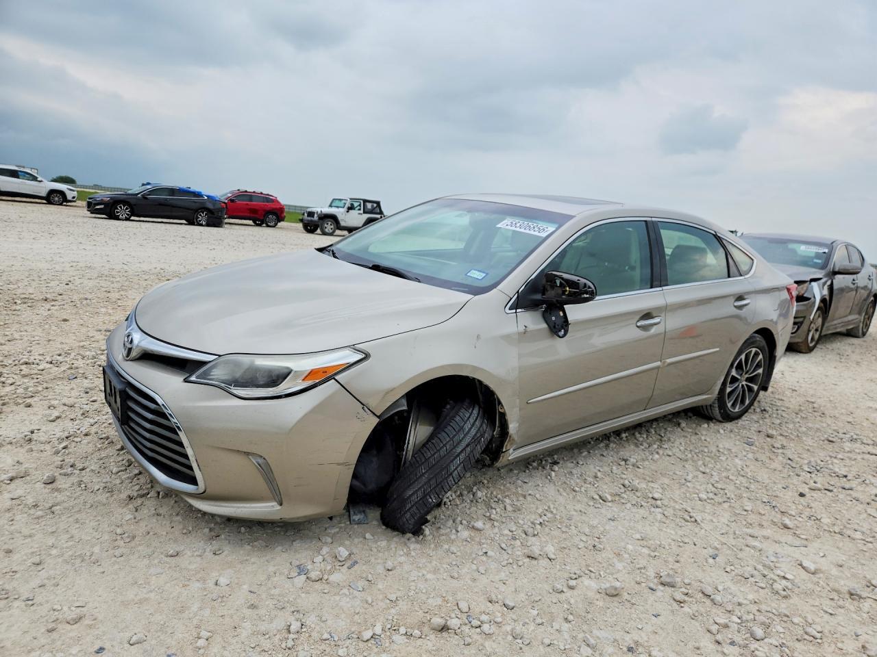 2016 TOYOTA Avalon