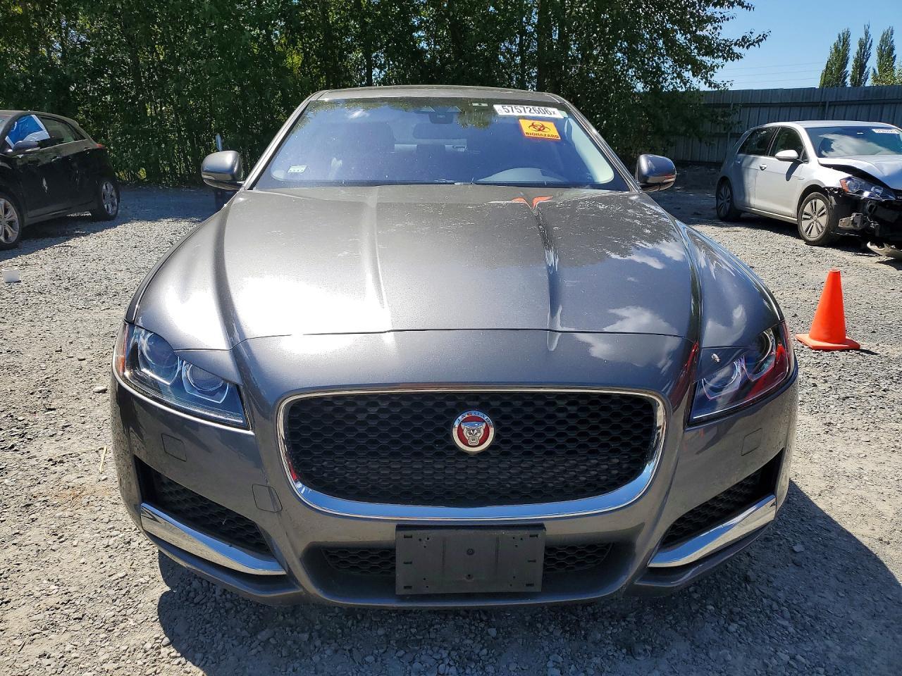 2017 JAGUAR XF