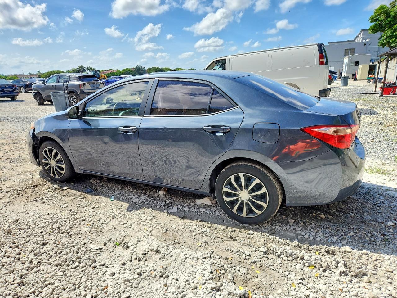 2017 TOYOTA COROLLA