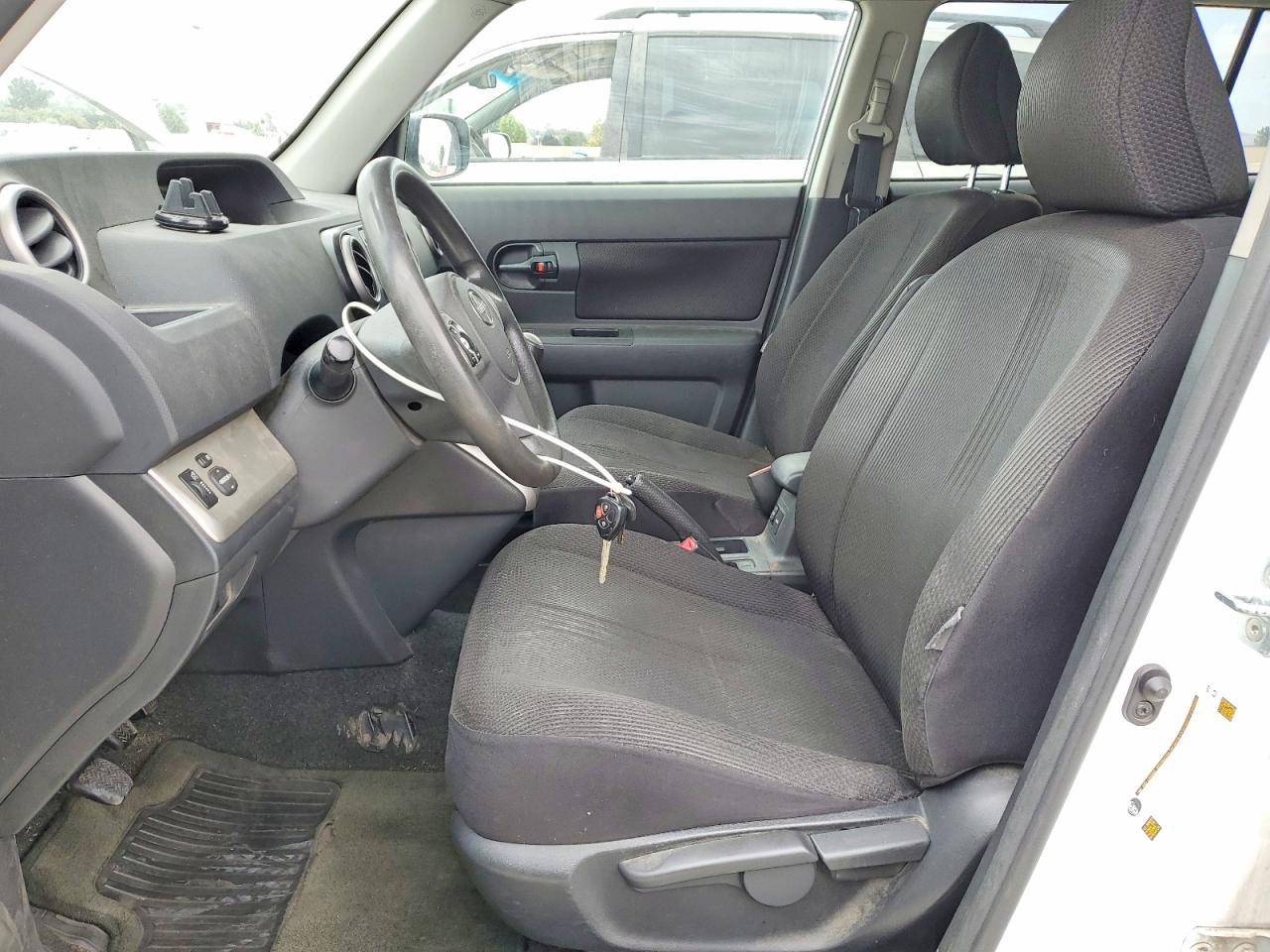 2009 TOYOTA SCION