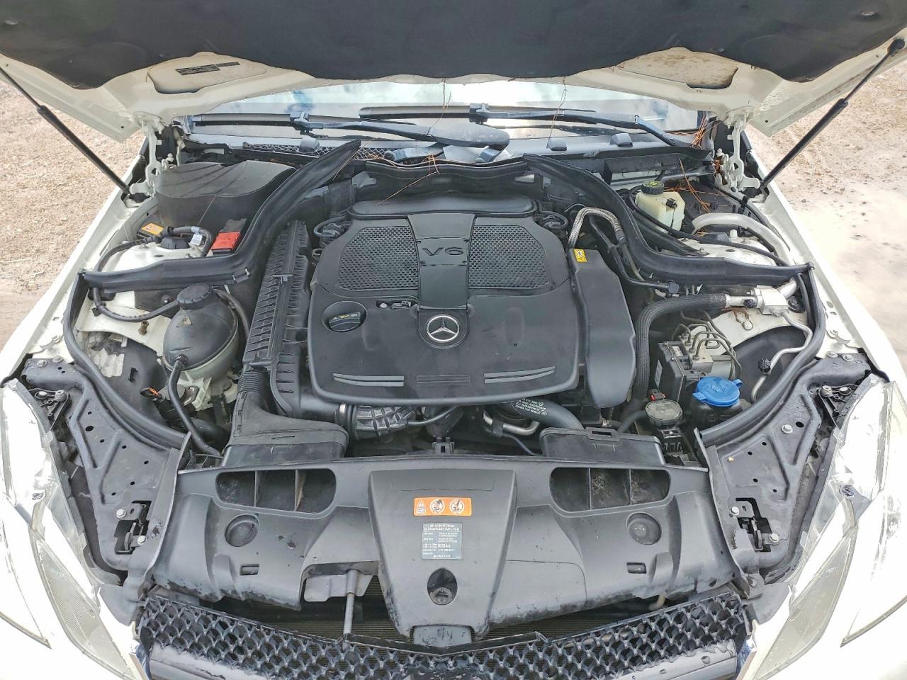 2013 MERCEDES-BENZ E-Class