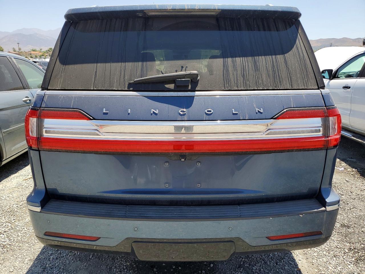 2018 LINCOLN Navigator