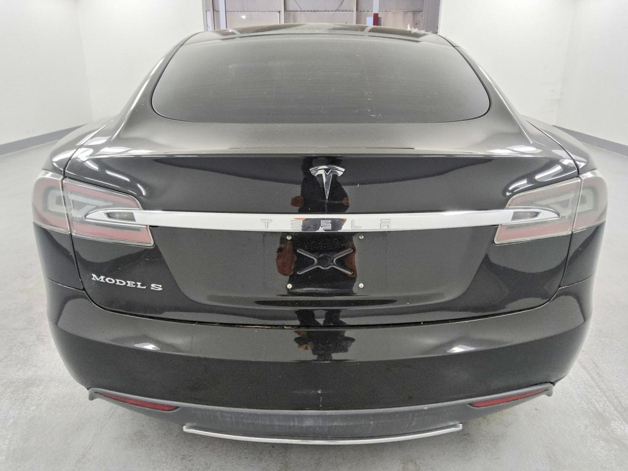2013 TESLA MODEL S