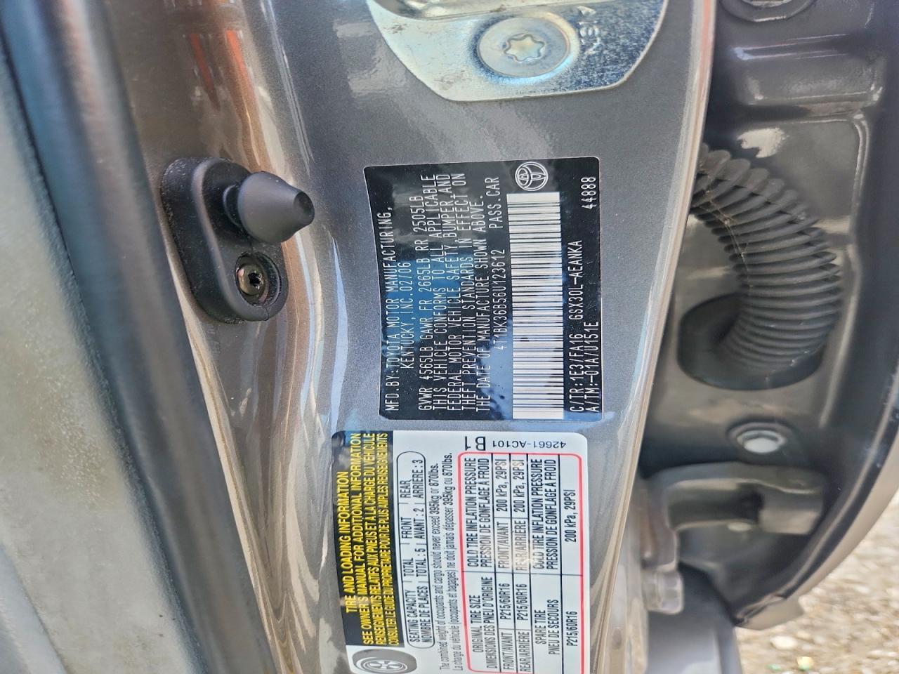2006 TOYOTA Avalon