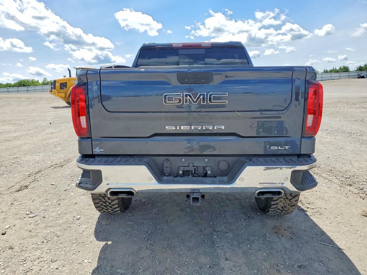 2022 GMC Sierra