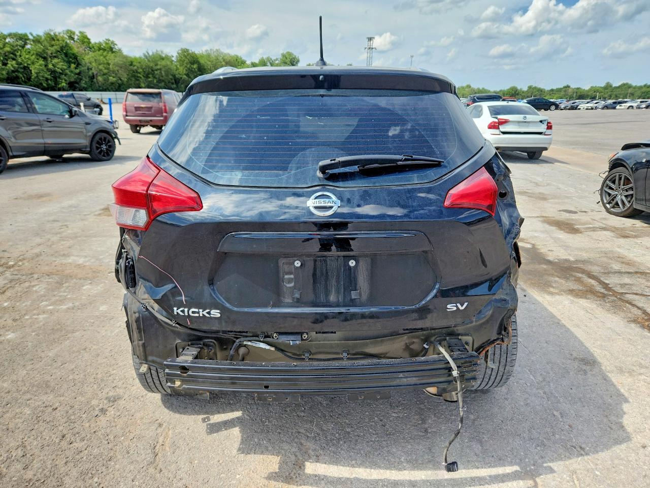 2018 NISSAN KICKS