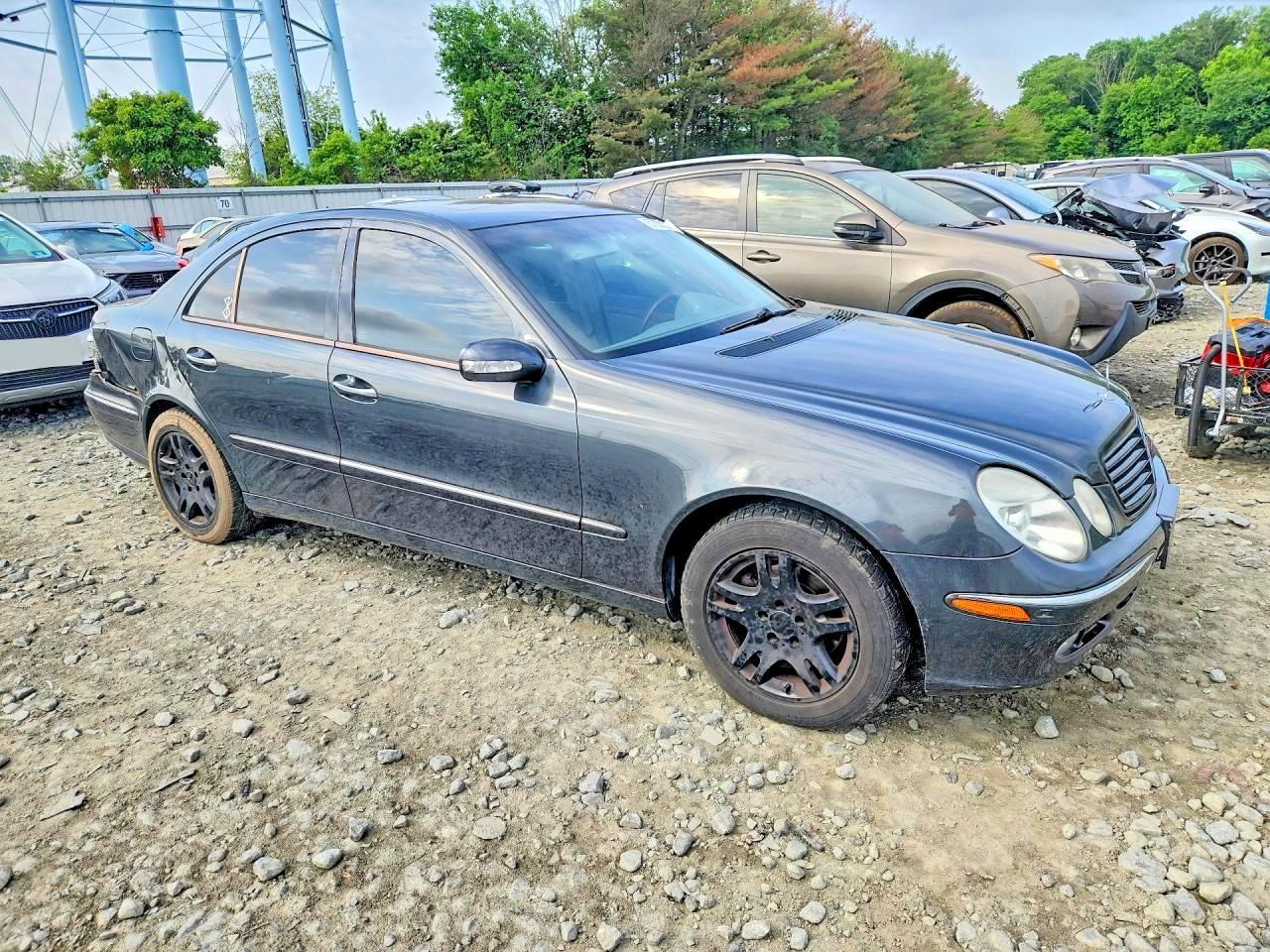 2004 MERCEDES-BENZ E-Class