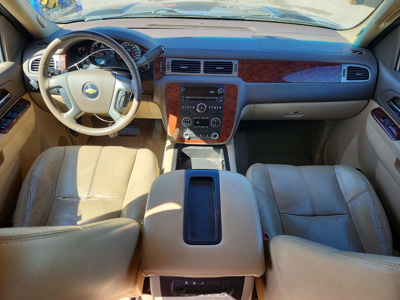 2011 CHEVROLET Tahoe