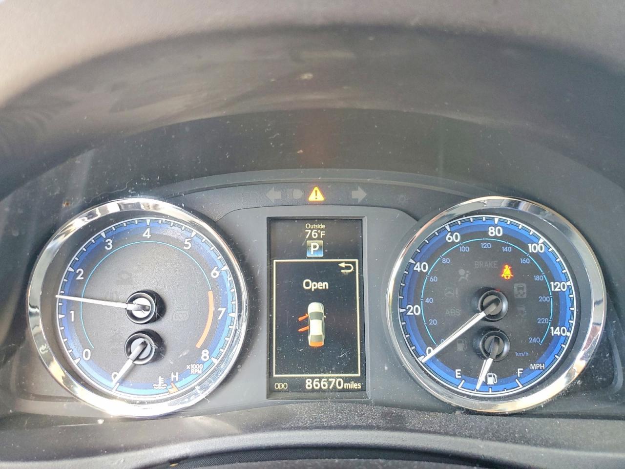 2017 TOYOTA COROLLA