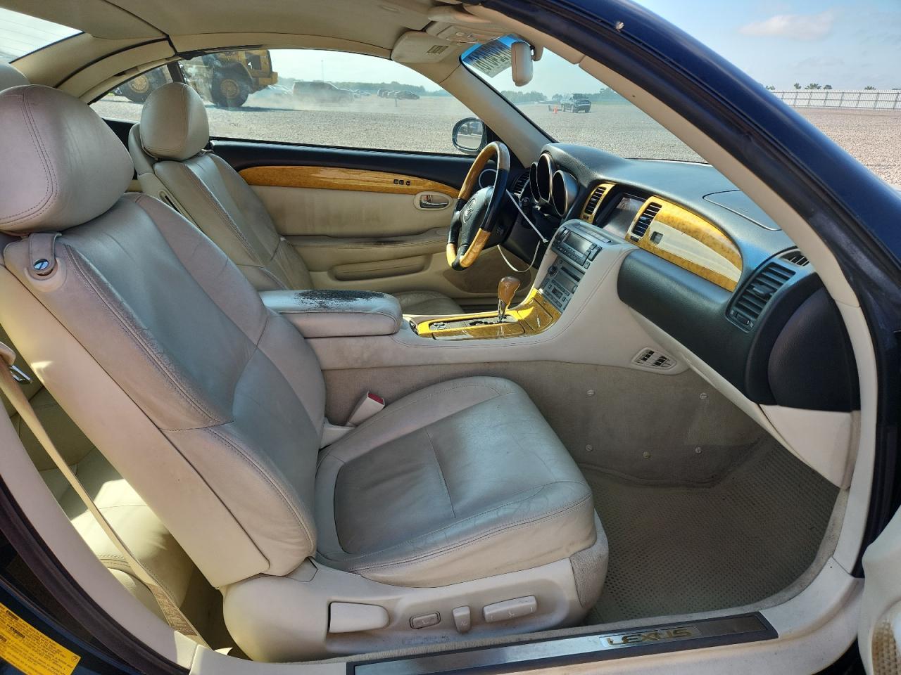 2002 LEXUS SC 430