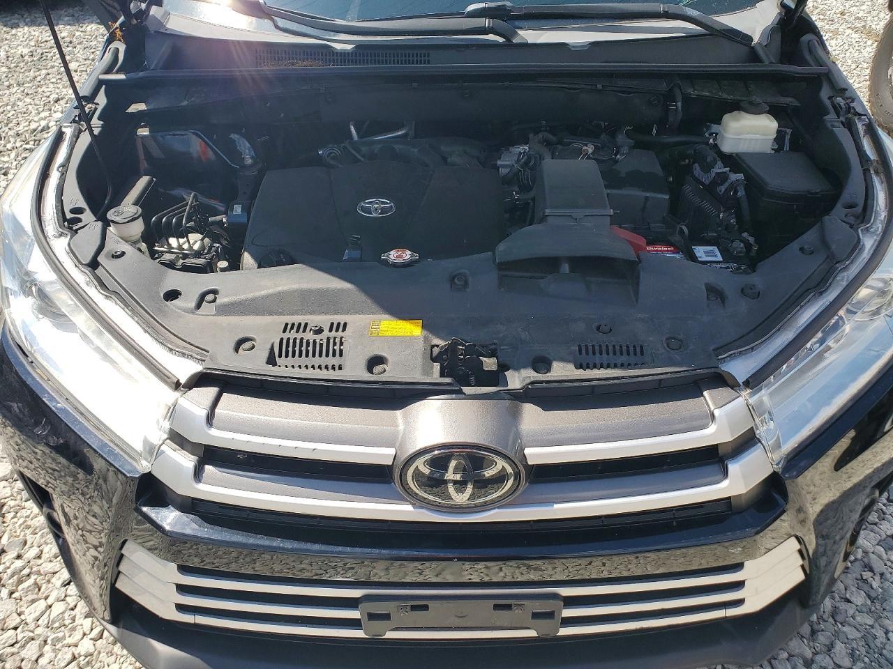 2018 TOYOTA HIGHLANDER