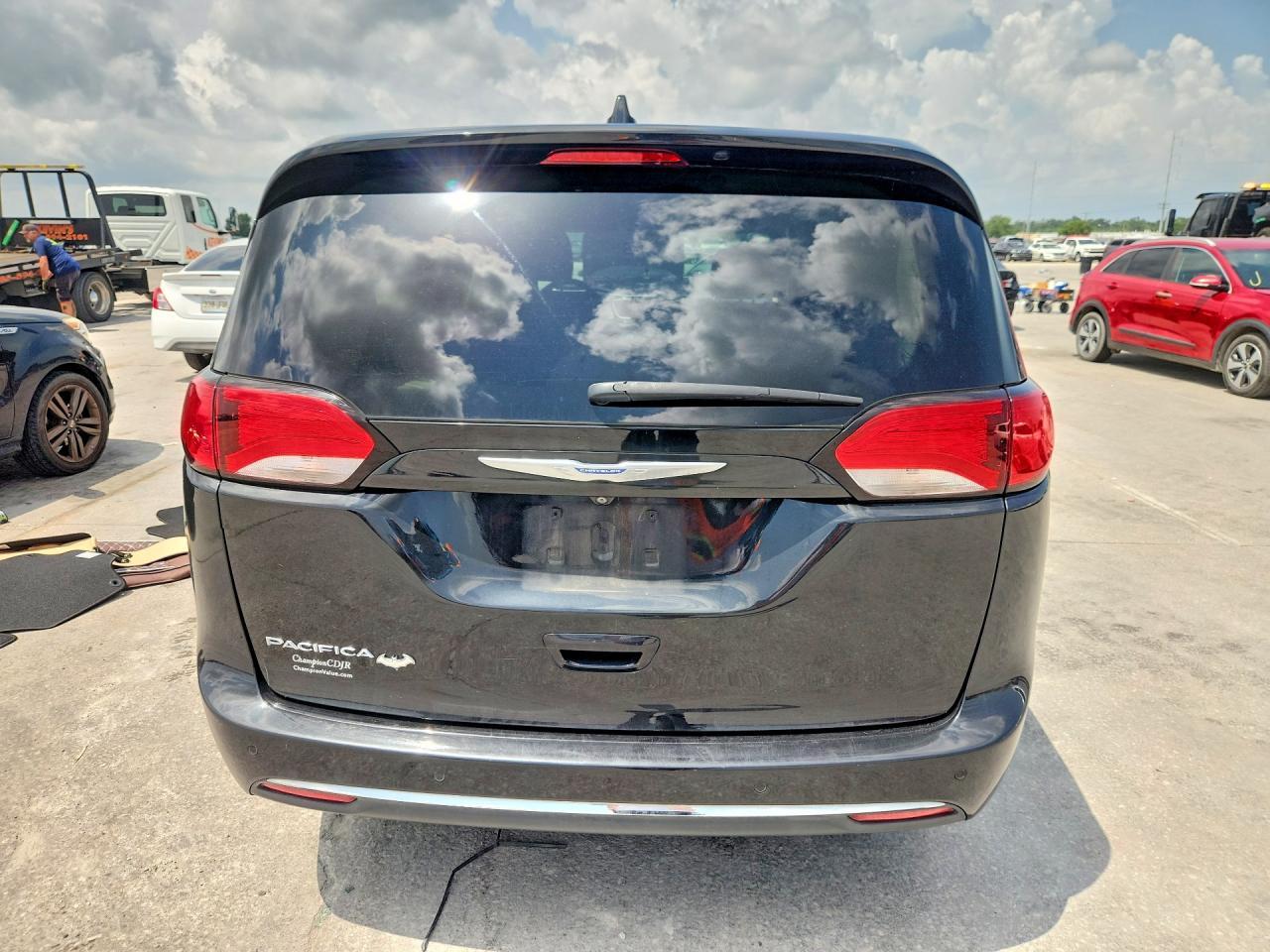 2020 CHRYSLER Pacifica