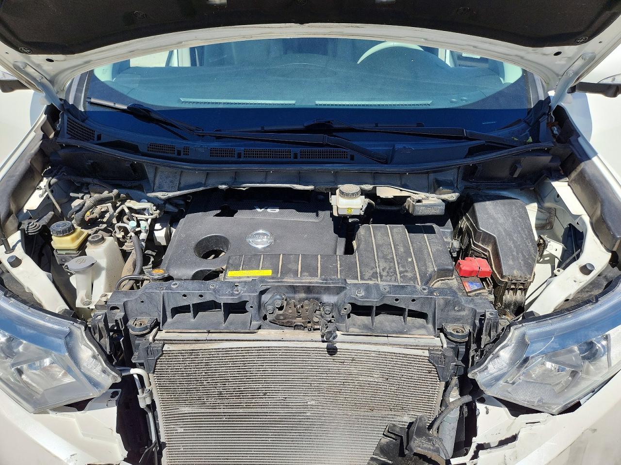 2015 NISSAN Quest