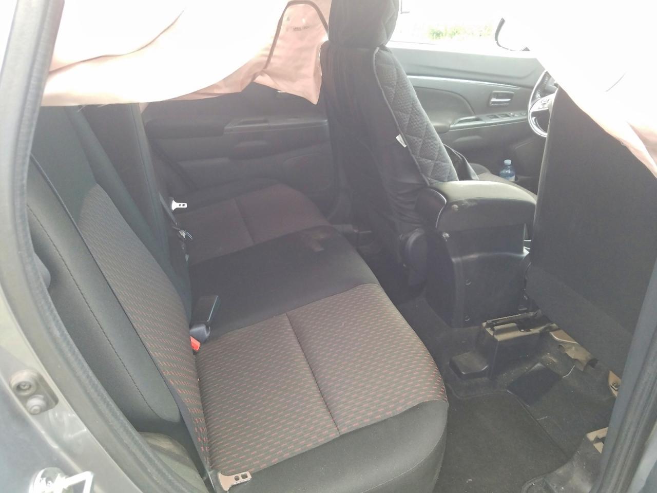 2017 MITSUBISHI RVR