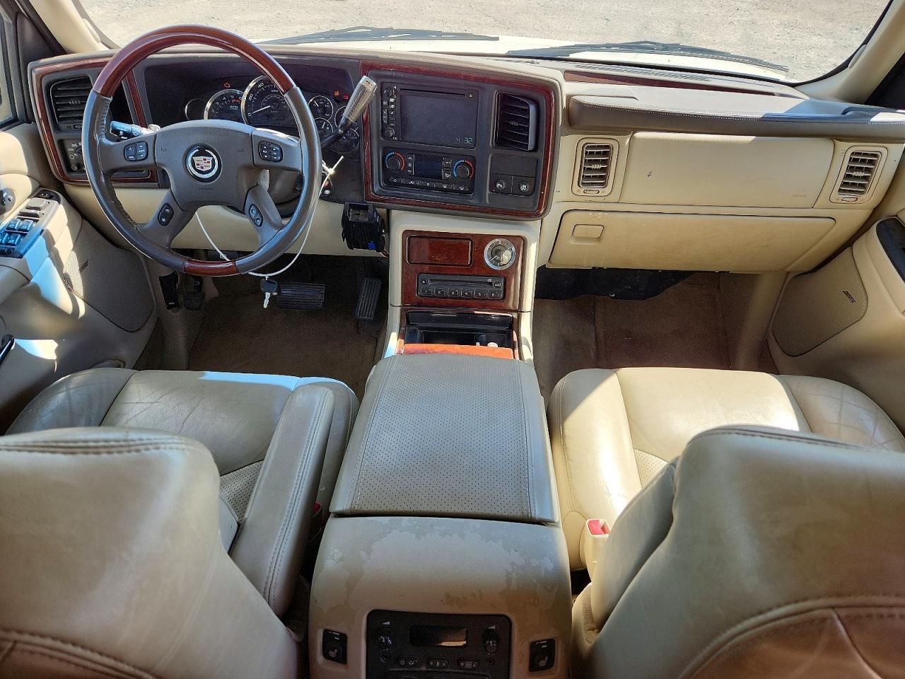 2005 CADILLAC ESCALADE