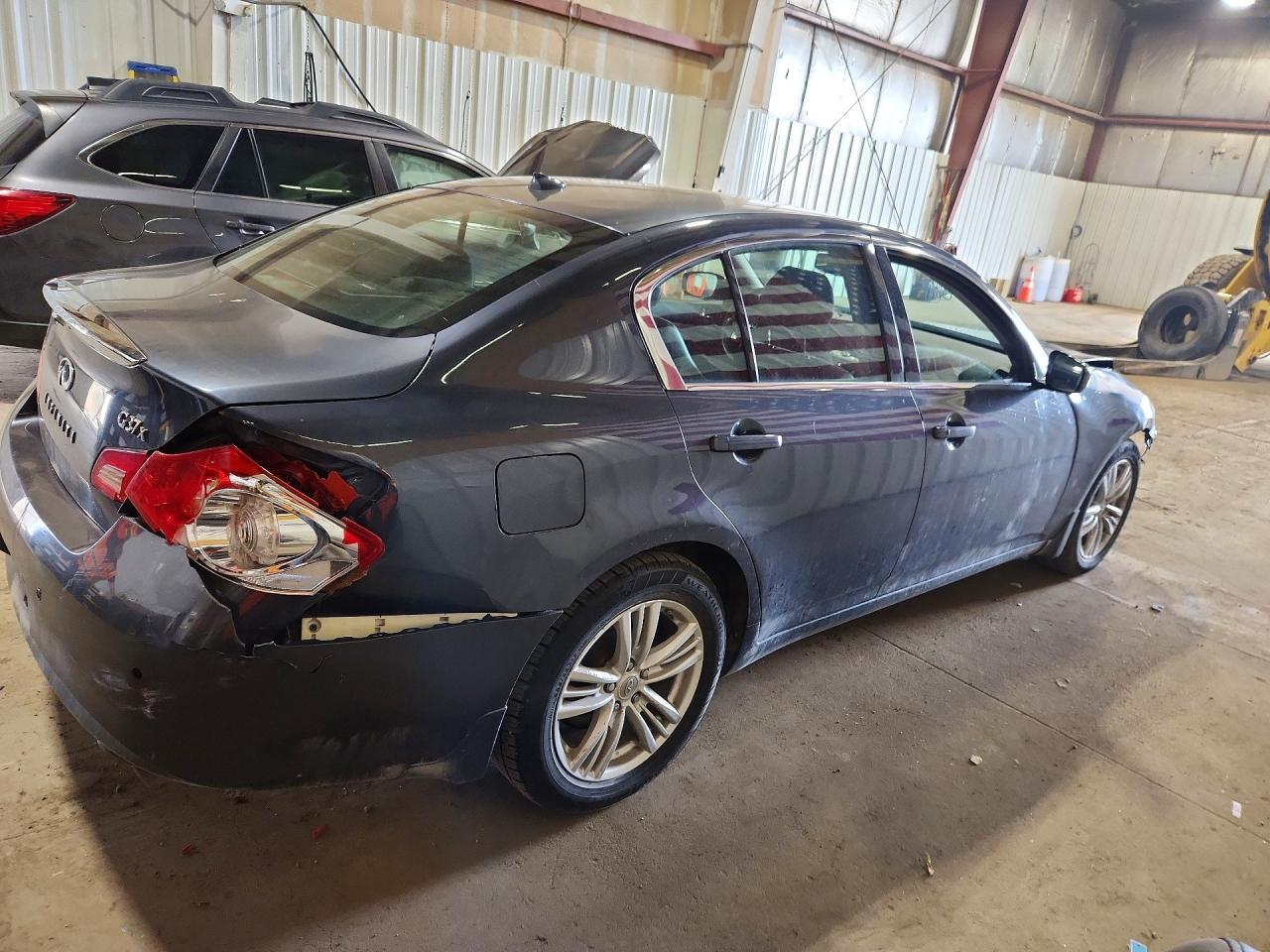 2012 INFINITI G37