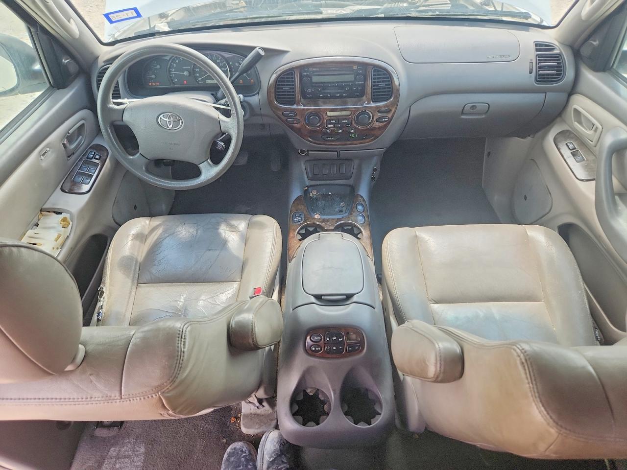 2006 TOYOTA Sequoia