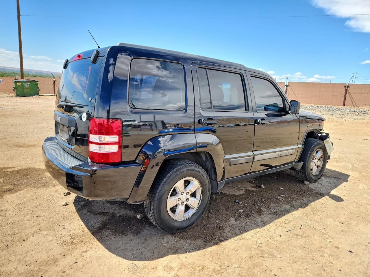 2012 JEEP Liberty