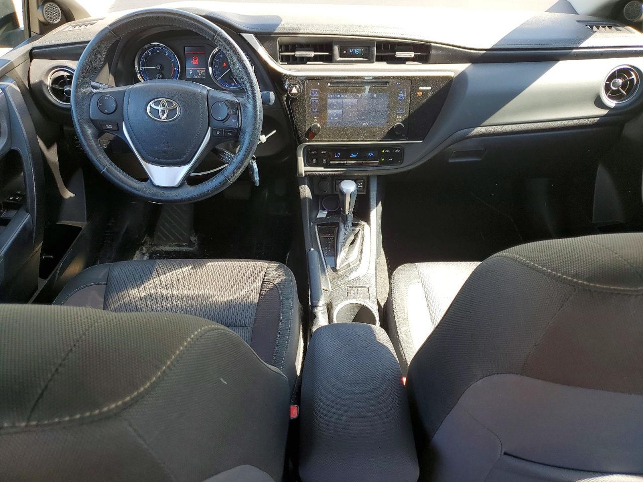 2017 TOYOTA COROLLA