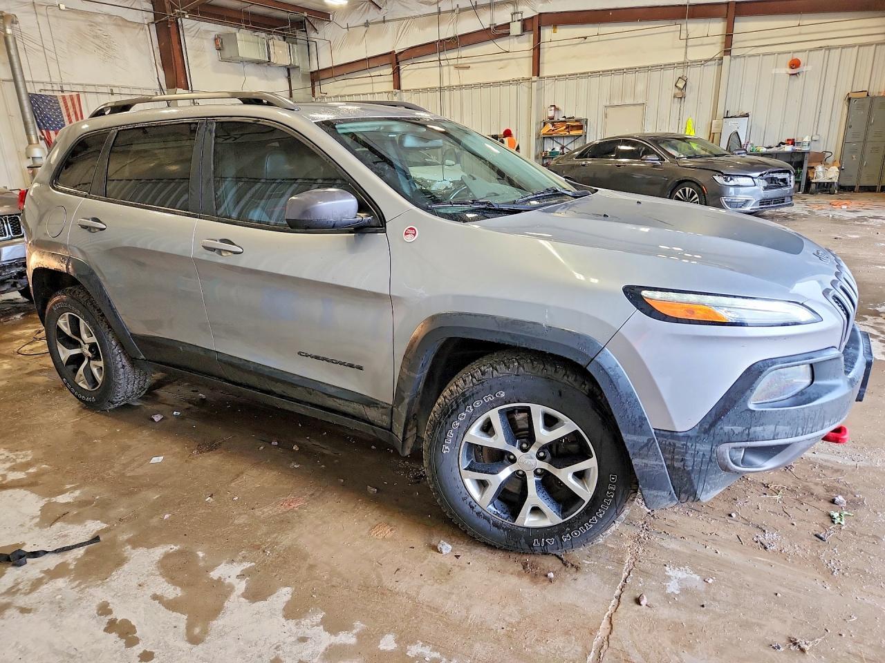 2016 JEEP CHEROKEE
