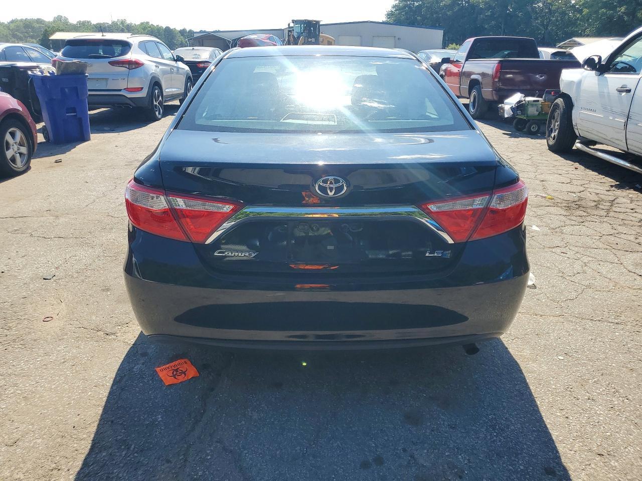 2015 TOYOTA CAMRY