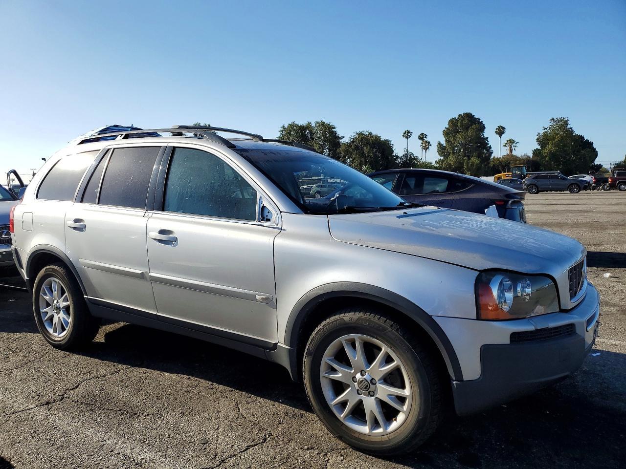 2005 VOLVO XC90