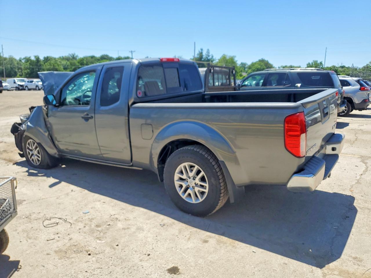 2016 NISSAN Frontier